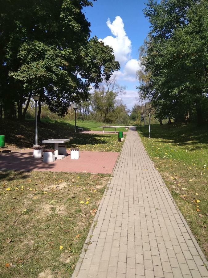 Gdow Riverside Apartments And Tours Kültér fotó